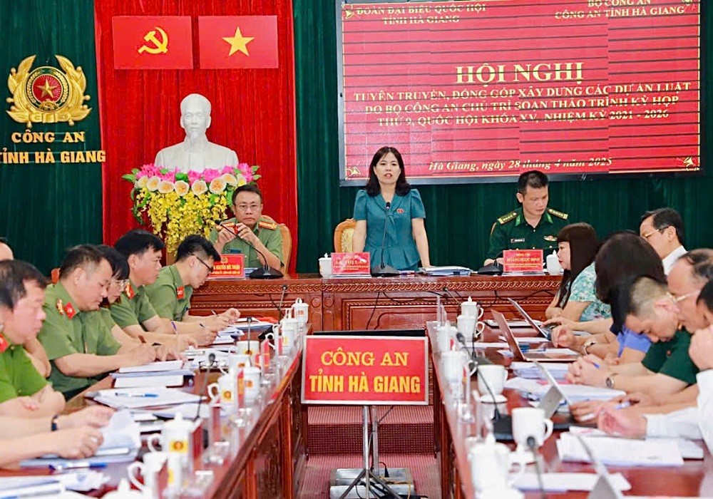 Hội nghị tuyên truyền đóng góp xây dựng các dự án Luật do Bộ Công an chủ trì soạn thảo trình Kỳ họp thứ 9, Quốc hội khóa XV