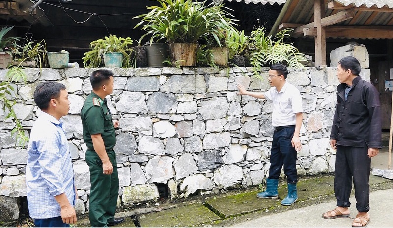 Quản Bạ: Sôi nổi thi đua cao điểm trong tuyên truyền, cụ thể hoá thực hiện quy định 144 của Bộ chính trị