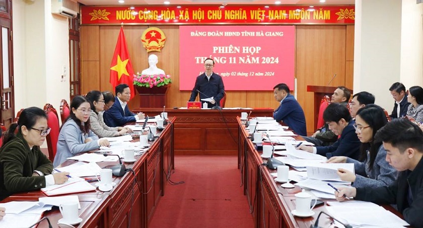 Thường trực HĐND tỉnh họp phiên tháng 11 năm 2024