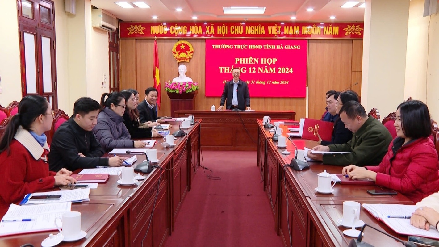 Thường trực HĐND tỉnh họp phiên tháng 12 năm 2024