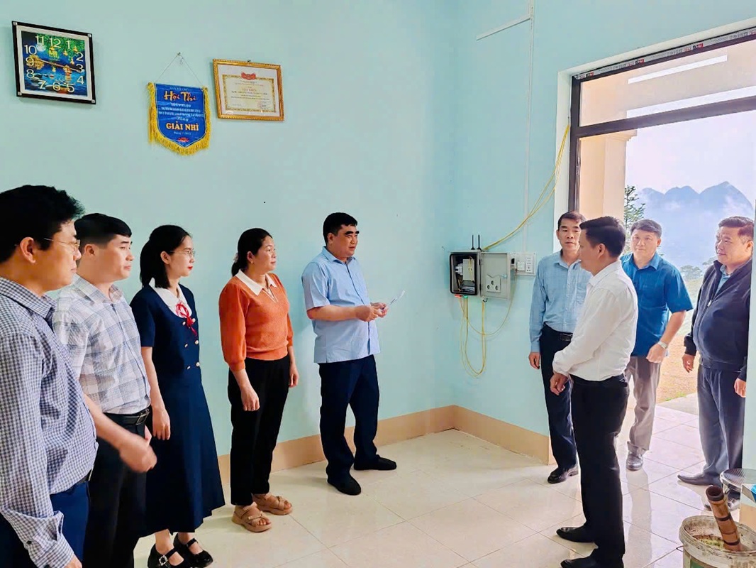 Tổ đại biểu HĐND tỉnh đơn vị huyện Yên Minh giám sát tại huyện Yên Minh