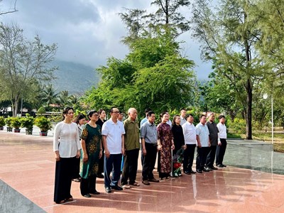 Hành trình về Côn Đảo của Đoàn ĐBQH tỉnh Hà Giang